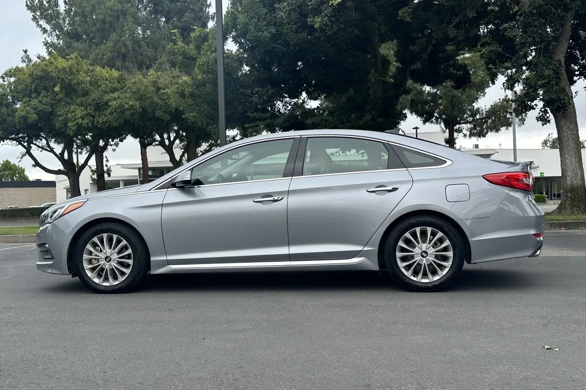 2015 Hyundai Sonata 2.4L Limited thumbnail 7