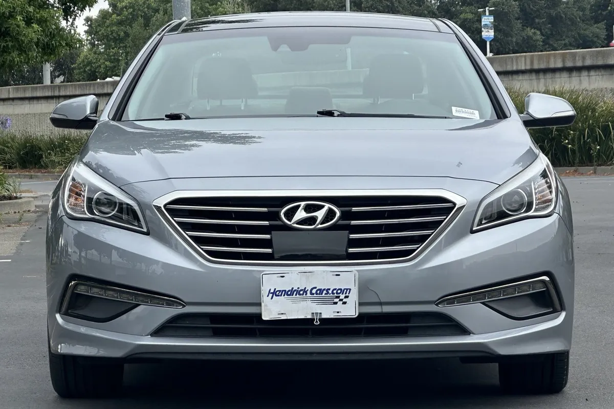 2015 Hyundai Sonata 2.4L Limited thumbnail 9