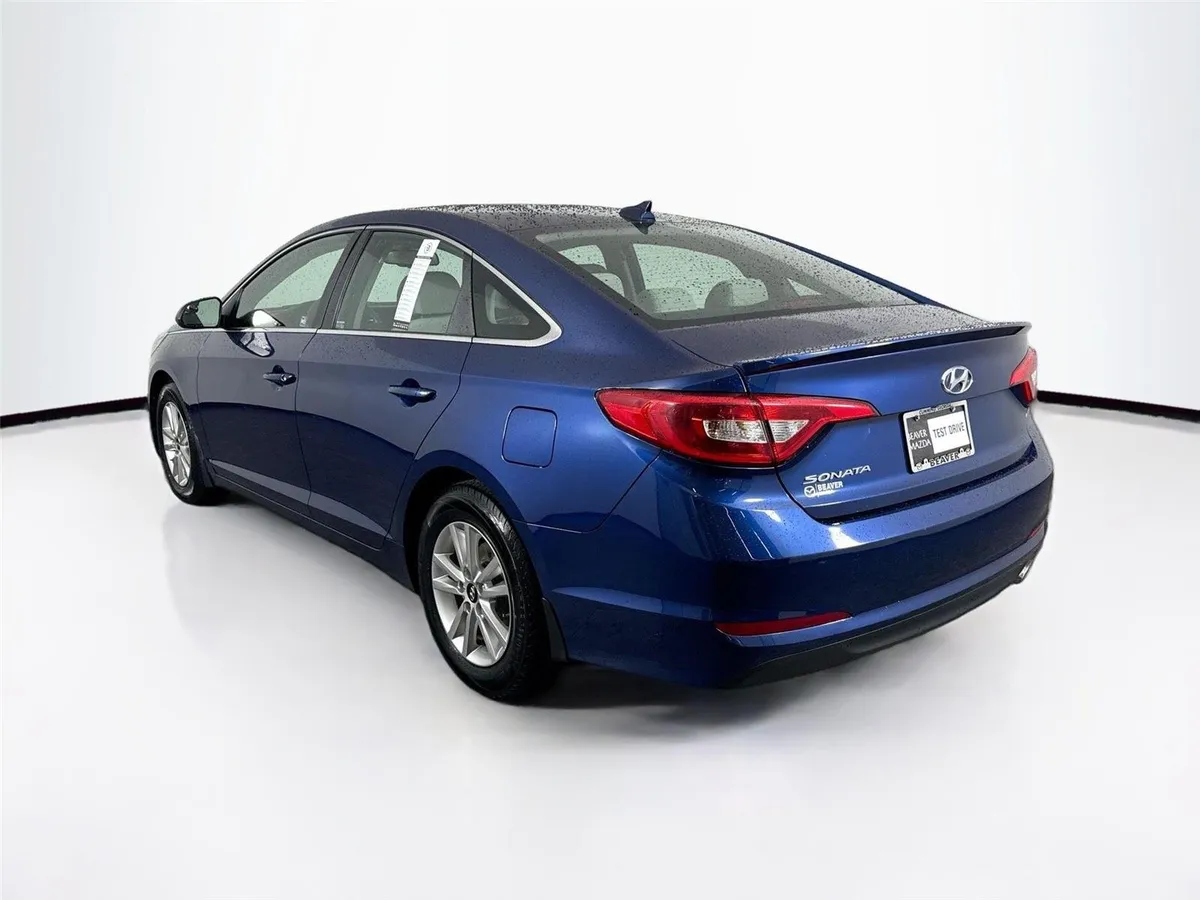 2015 Hyundai Sonata 2.4L SE thumbnail 10