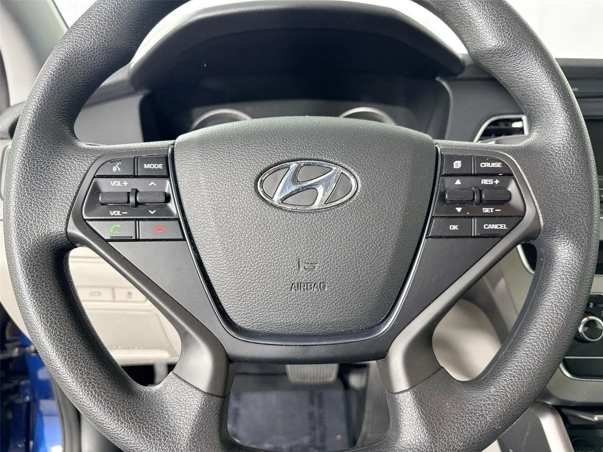 2015 Hyundai Sonata 2.4L SE thumbnail 13