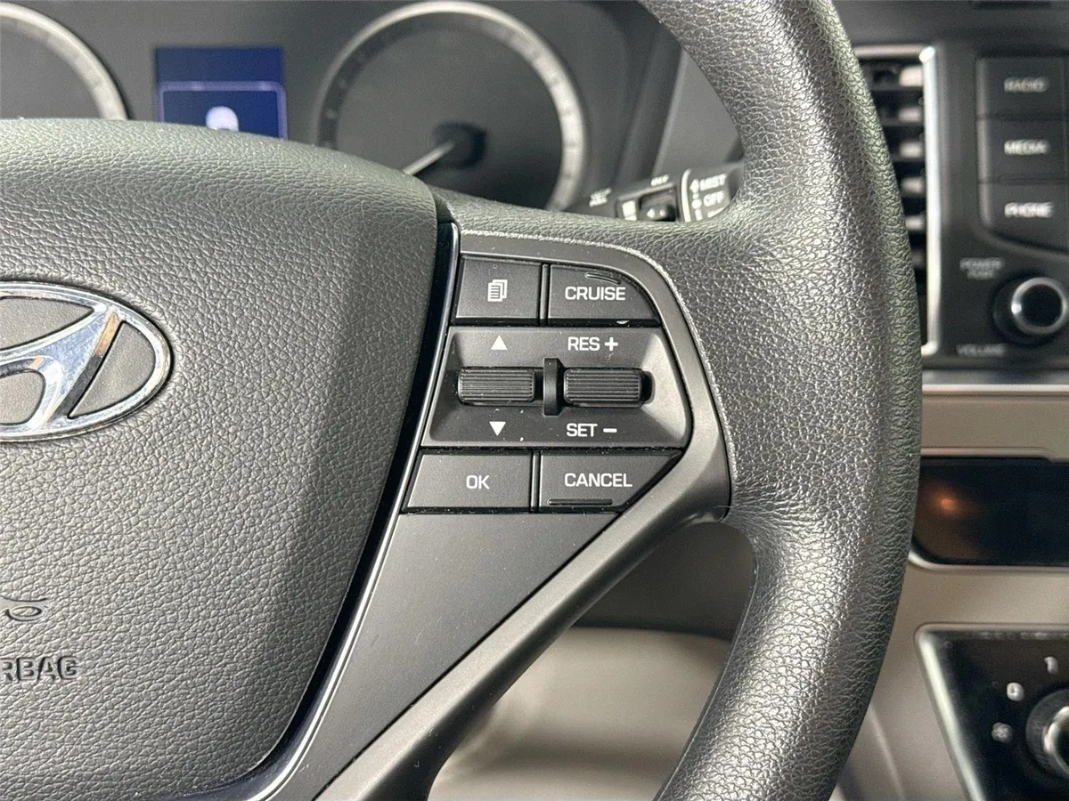 2015 Hyundai Sonata 2.4L SE thumbnail 15