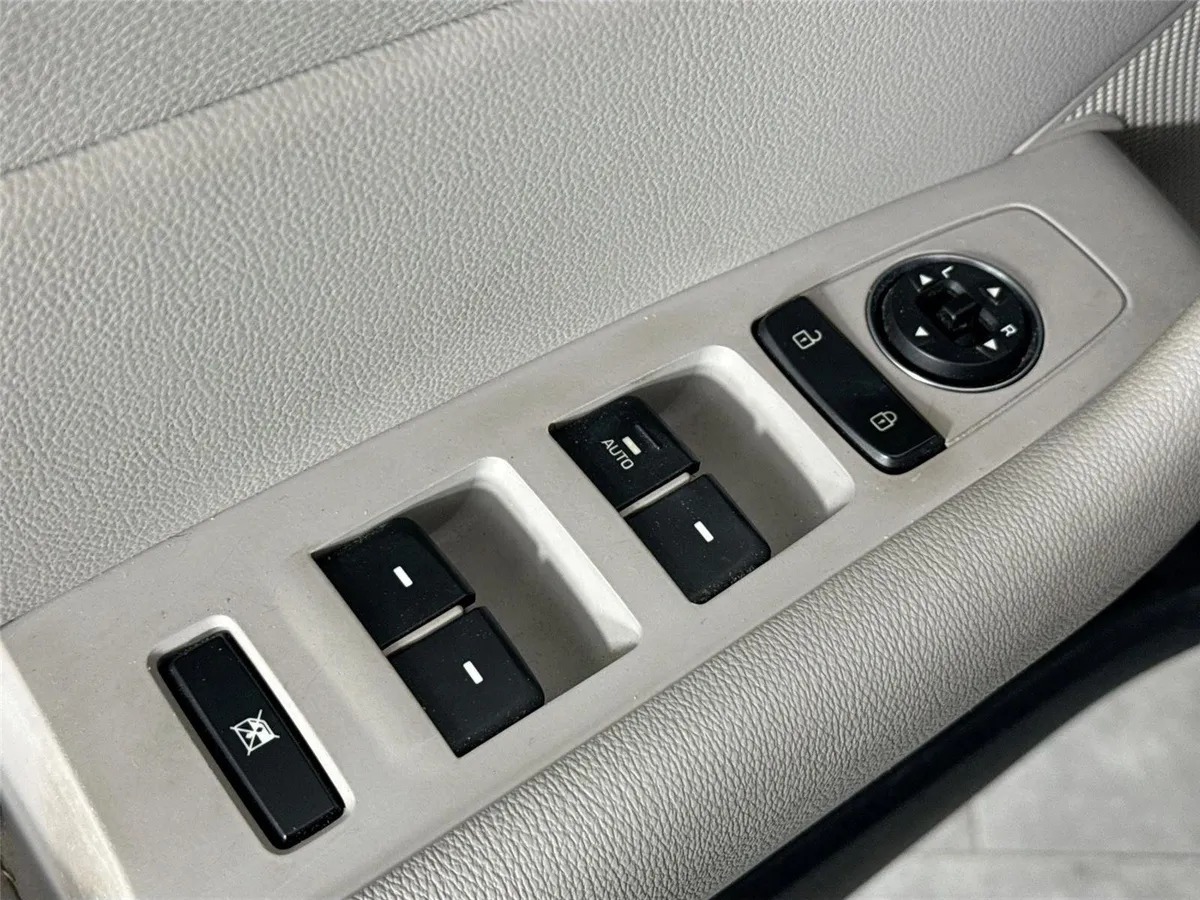 2015 Hyundai Sonata 2.4L SE thumbnail 25