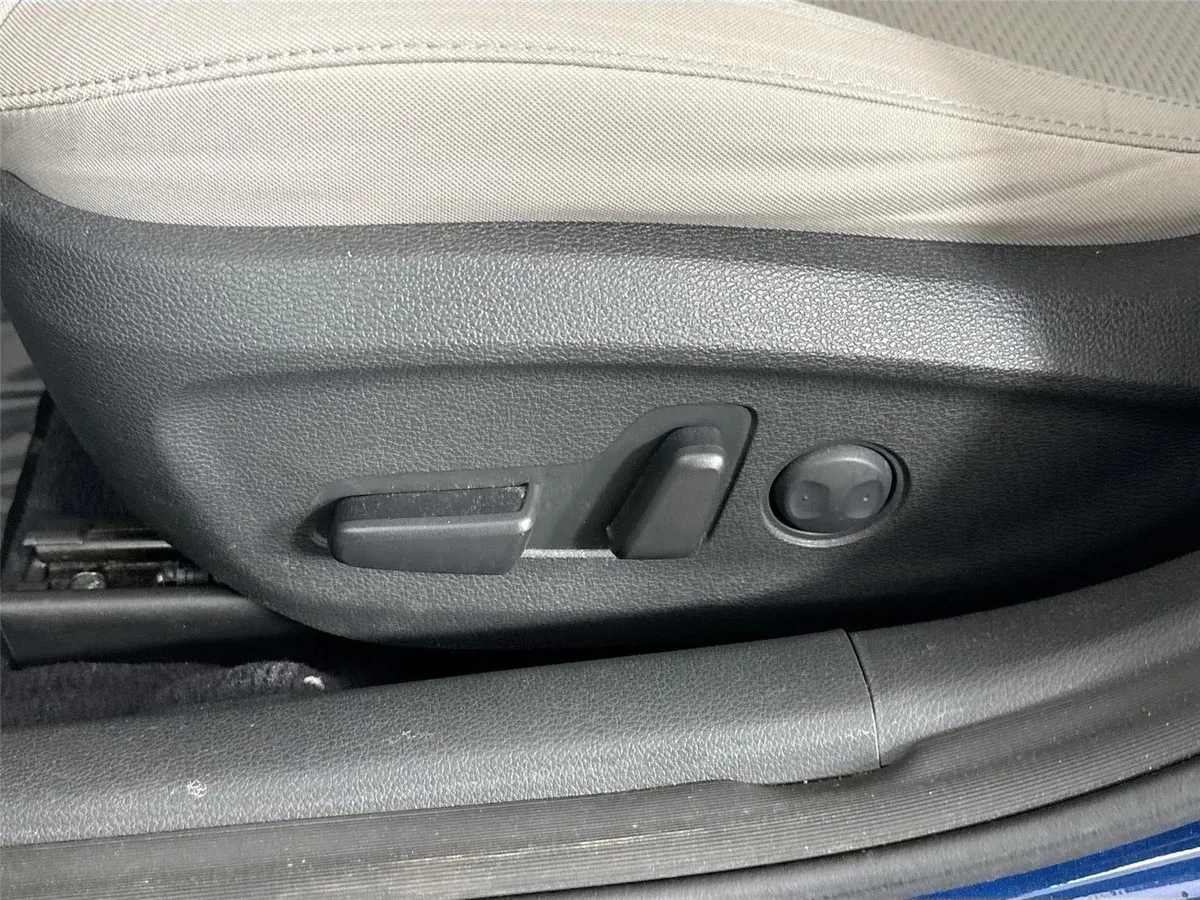 2015 Hyundai Sonata 2.4L SE thumbnail 26