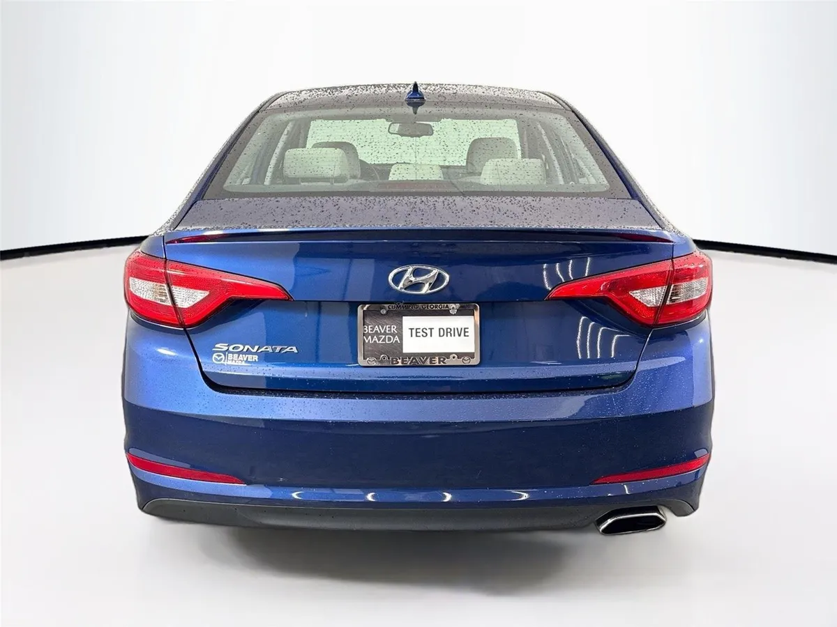 2015 Hyundai Sonata 2.4L SE thumbnail 9