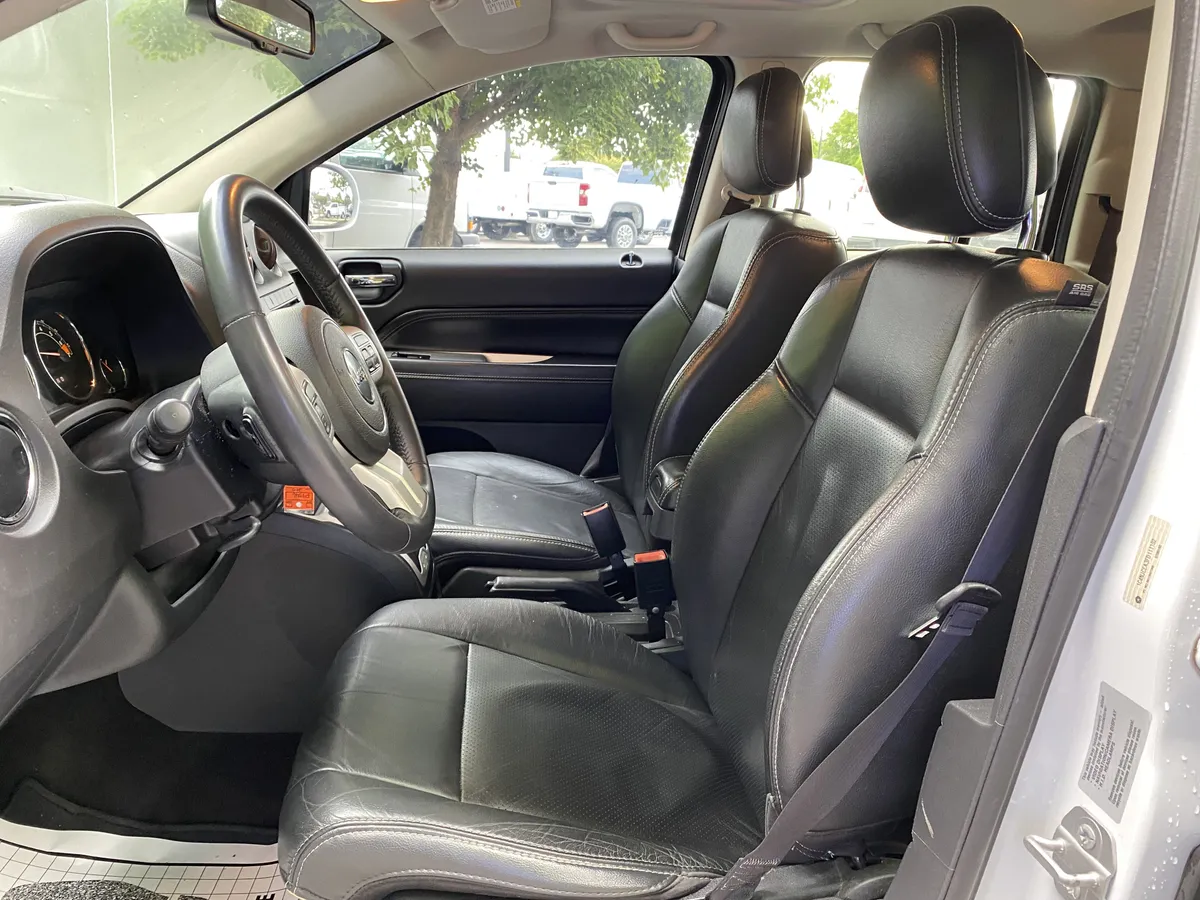 2015 Jeep Compass High Altitude Edition thumbnail 14