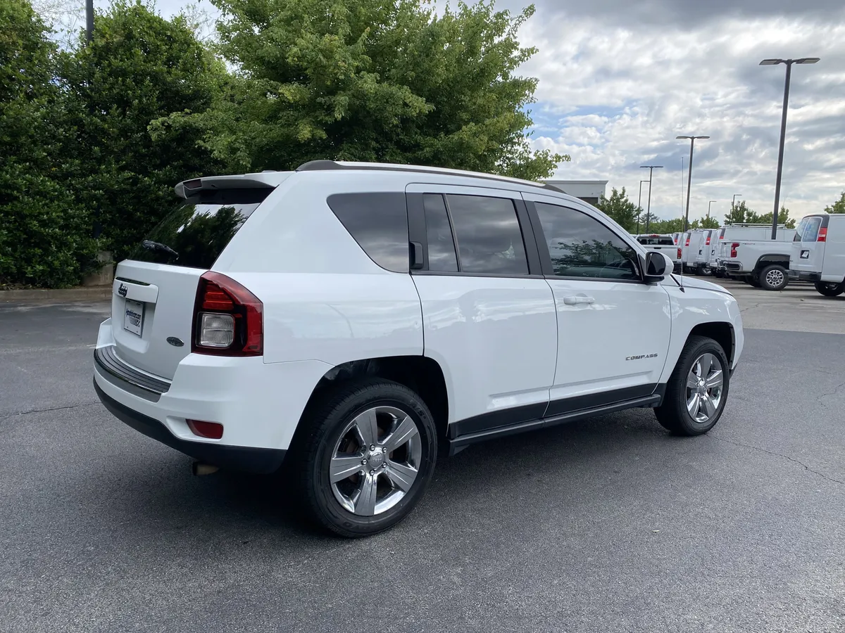 2015 Jeep Compass High Altitude Edition thumbnail 8