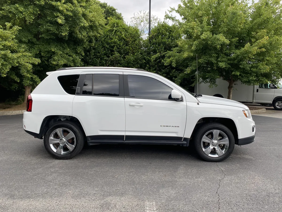2015 Jeep Compass High Altitude Edition thumbnail 9