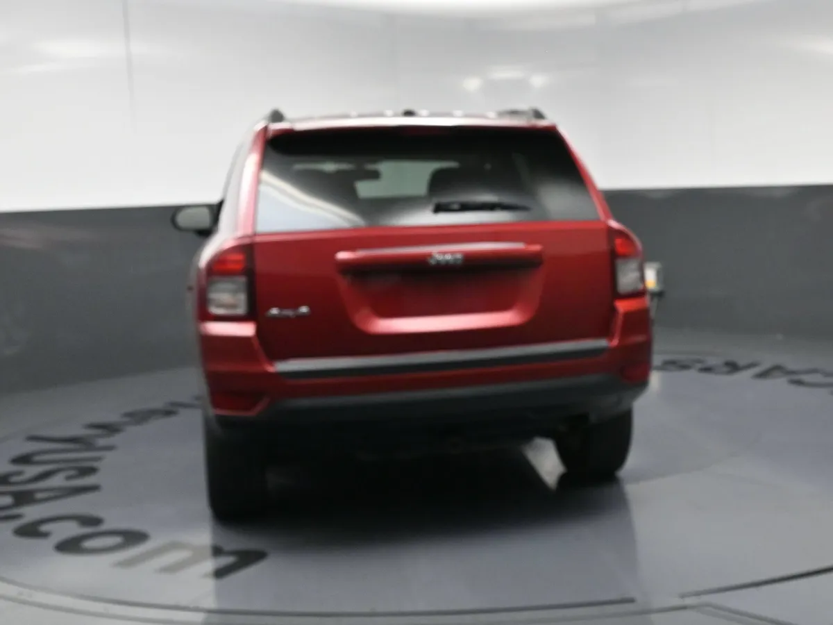 2015 Jeep Compass Sport thumbnail 17
