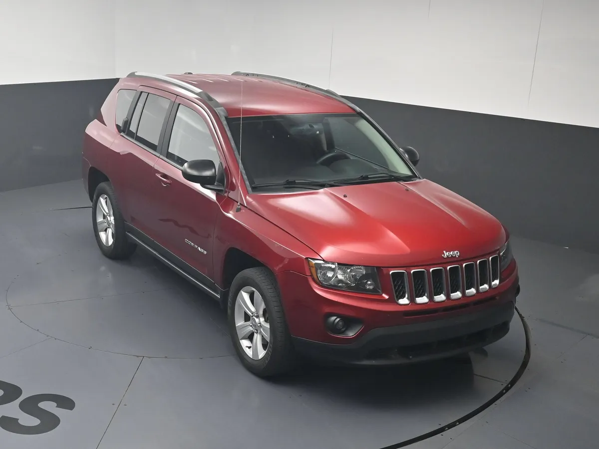 2015 Jeep Compass Sport thumbnail 21