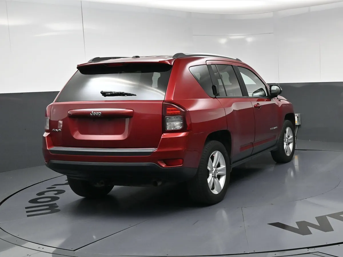 2015 Jeep Compass Sport thumbnail 8