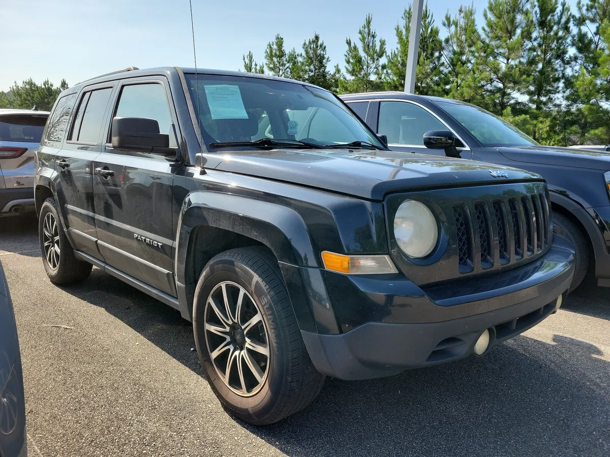2015 Jeep Patriot Sport thumbnail 3