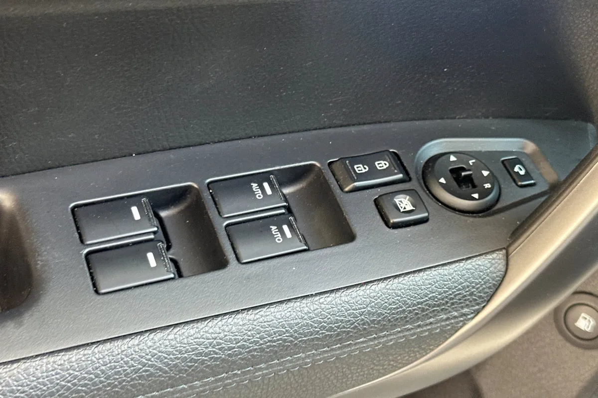 2015 Kia Sorento SX thumbnail 12