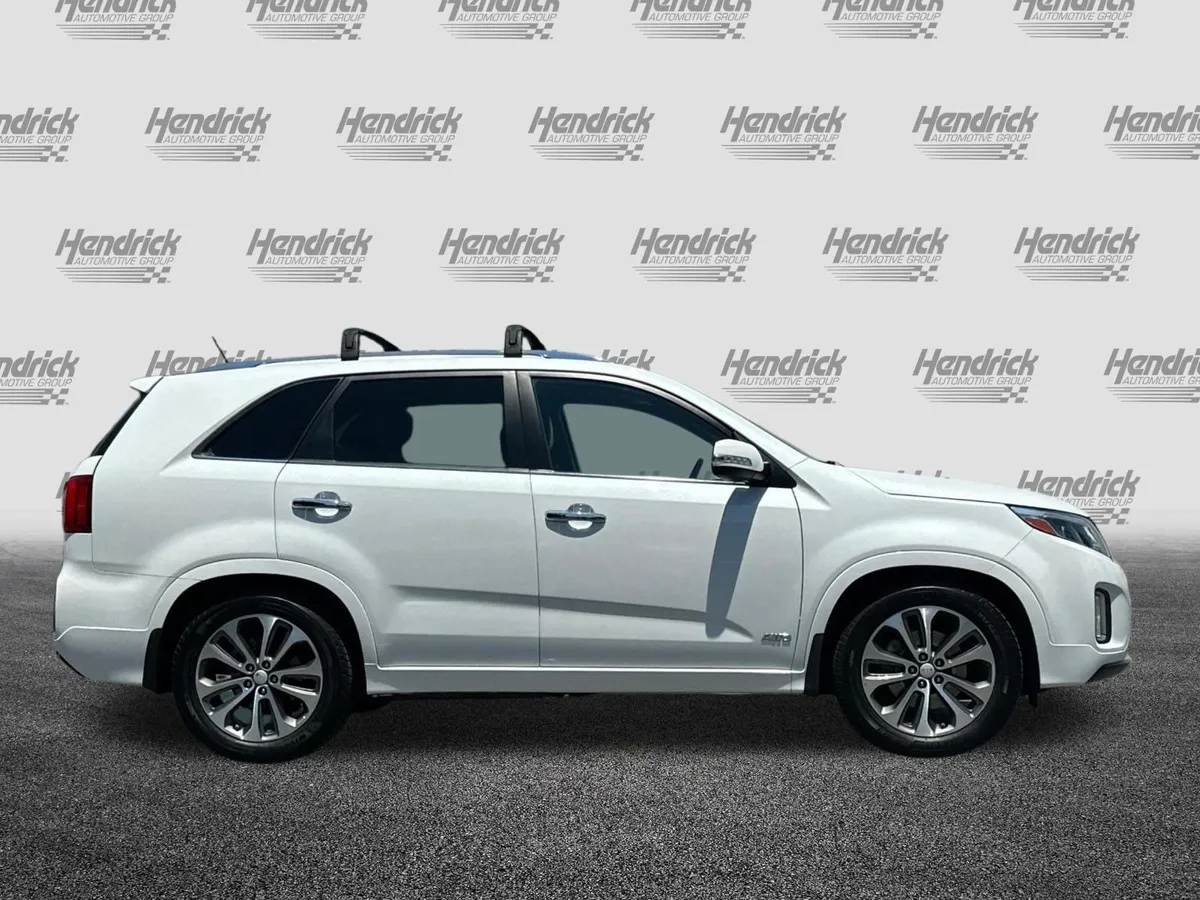 2015 Kia Sorento SX thumbnail 2