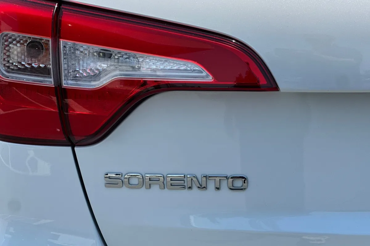 2015 Kia Sorento SX thumbnail 36
