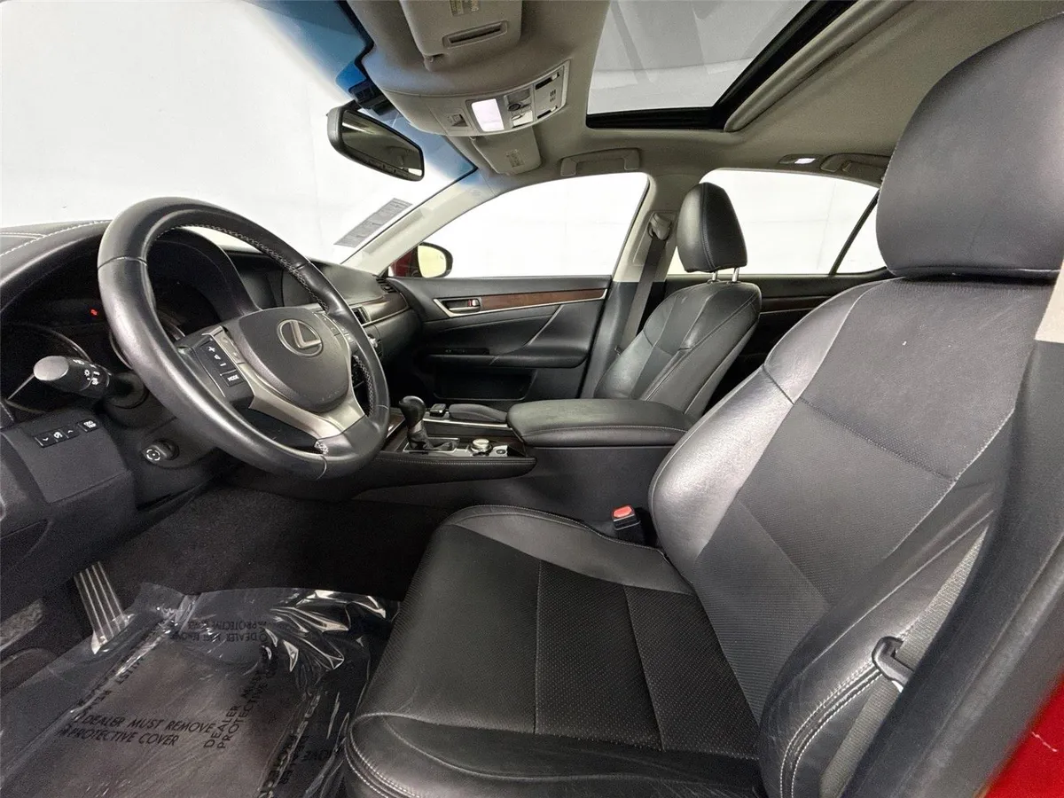 2015 Lexus GS 350 Crafted Line thumbnail 3