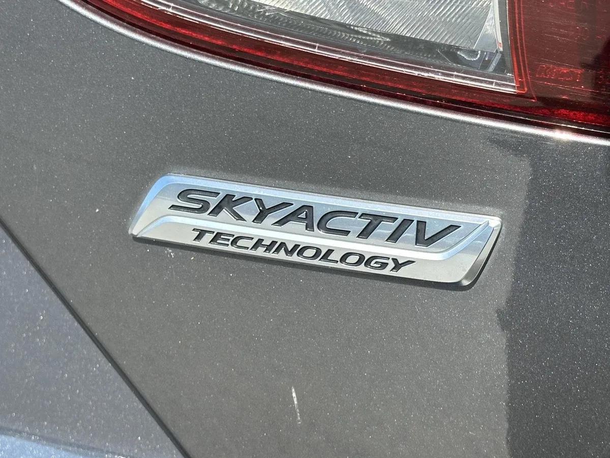2015 Mazda Mazda3 i Sport thumbnail 10