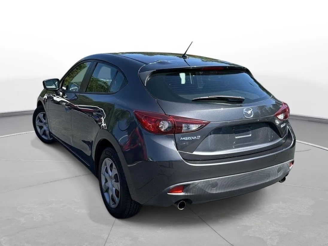 2015 Mazda Mazda3 i Sport thumbnail 8