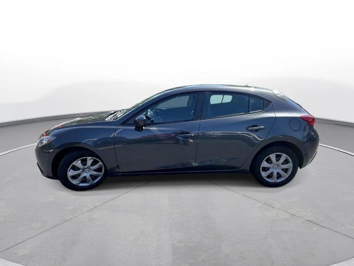 2015 Mazda Mazda3 i Sport thumbnail 9