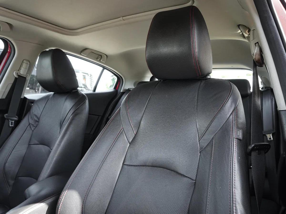 2015 Mazda Mazda3 s Grand Touring thumbnail 16