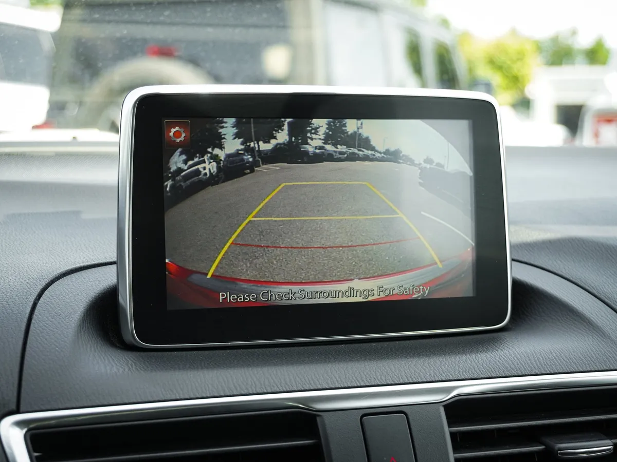 2015 Mazda Mazda3 s Grand Touring thumbnail 26