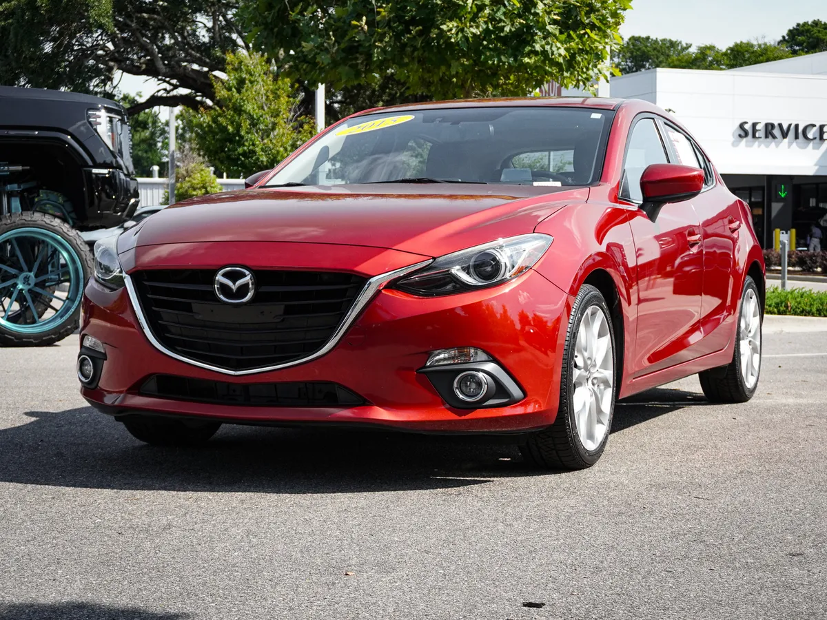 2015 Mazda Mazda3 s Grand Touring thumbnail 4