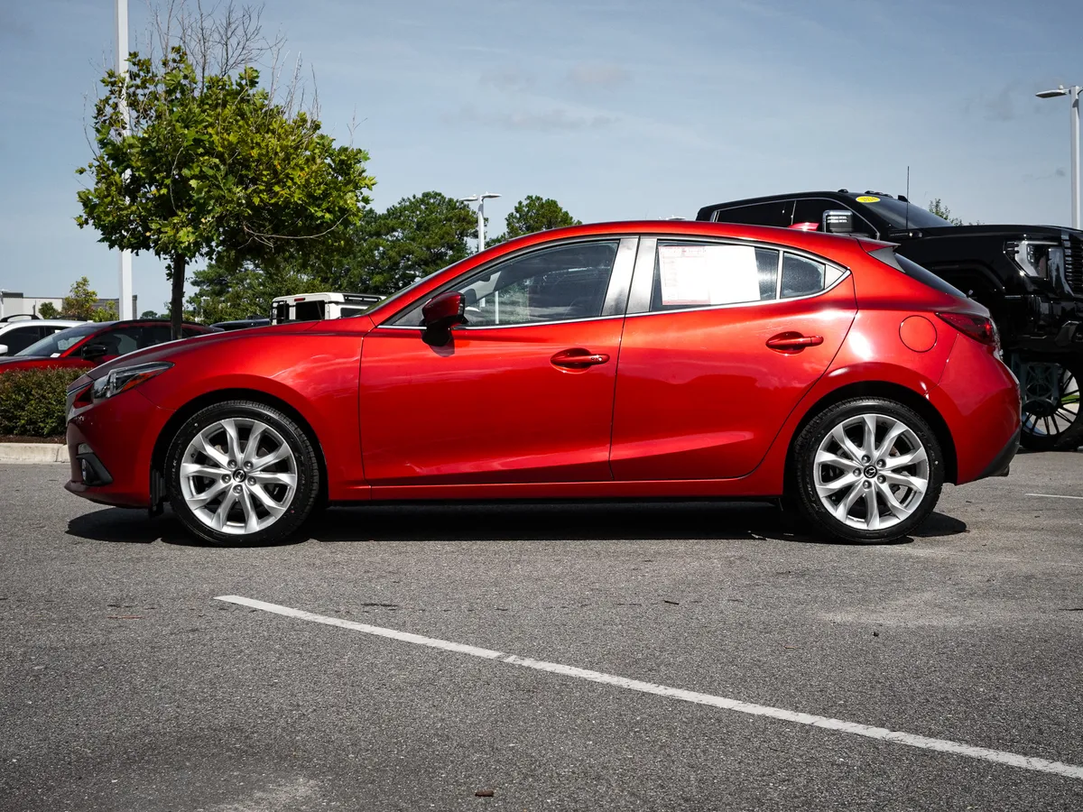 2015 Mazda Mazda3 s Grand Touring thumbnail 7