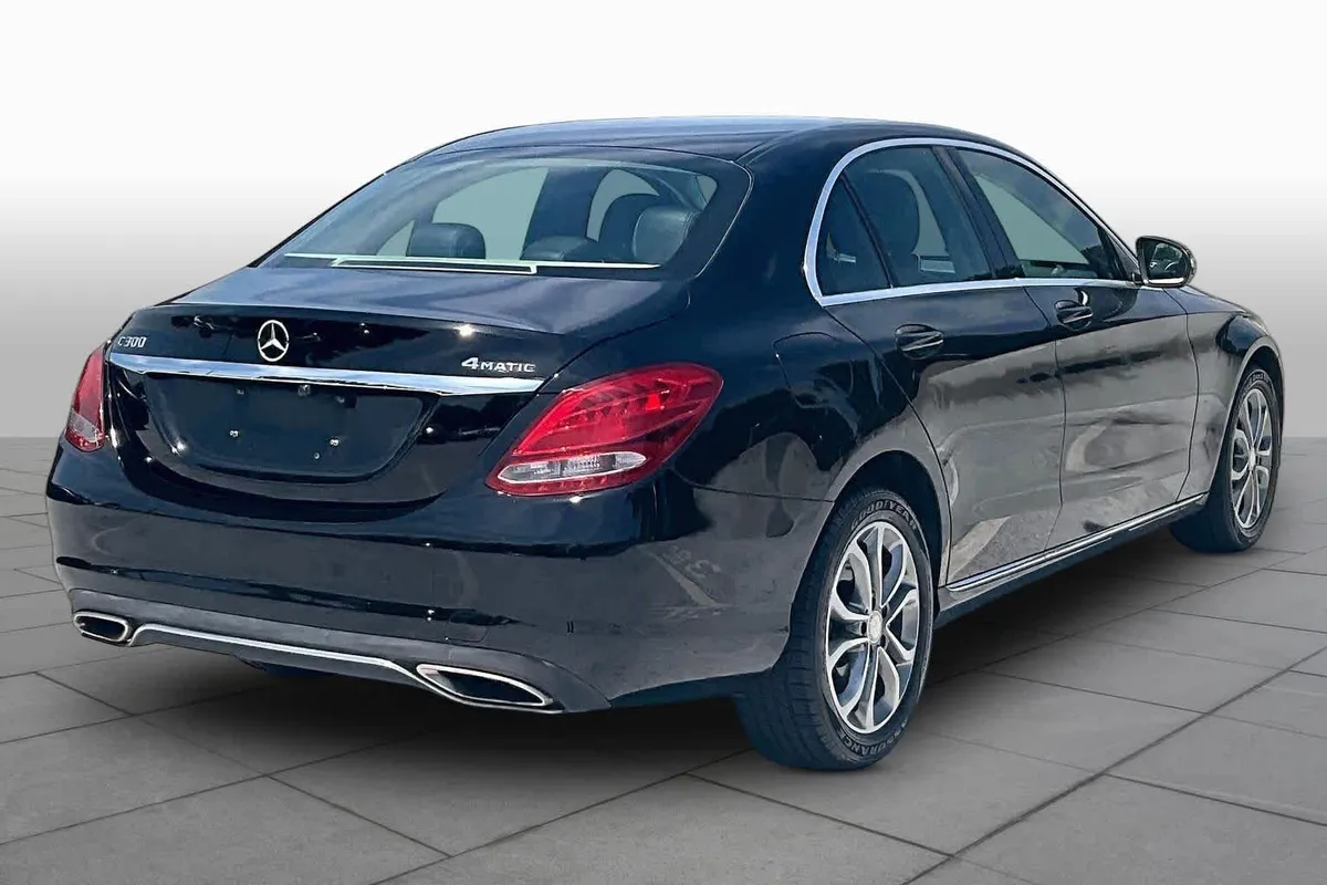 2015 Mercedes-Benz C 300 C 300 thumbnail 13