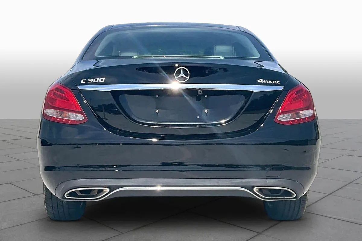 2015 Mercedes-Benz C 300 C 300 thumbnail 5