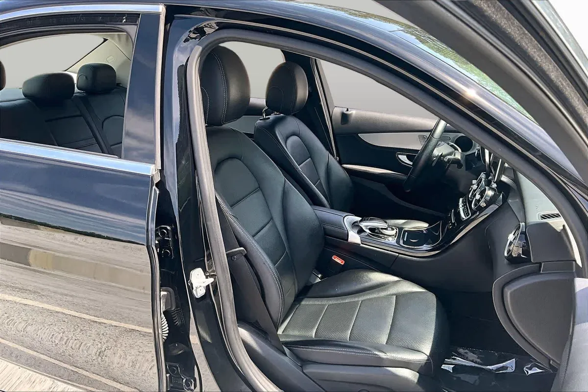 2015 Mercedes-Benz C 300 C 300 thumbnail 9