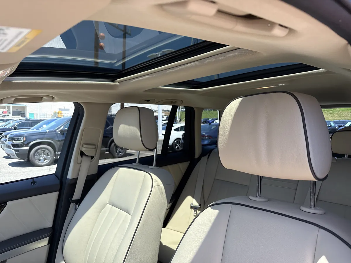 2015 Mercedes-Benz GLK 4MATIC® 4dr GLK 250 BlueTEC thumbnail 17