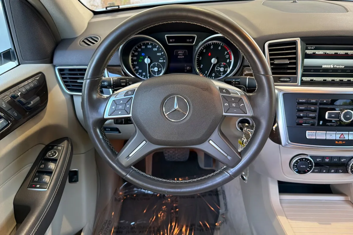 2015 Mercedes-Benz M-Class ML 350 thumbnail 17