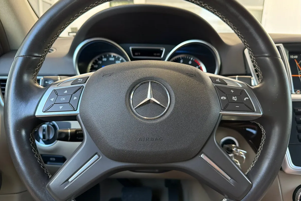 2015 Mercedes-Benz M-Class ML 350 thumbnail 28