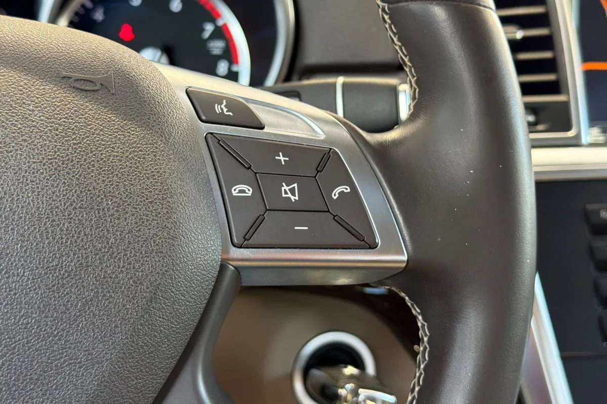 2015 Mercedes-Benz M-Class ML 350 thumbnail 30