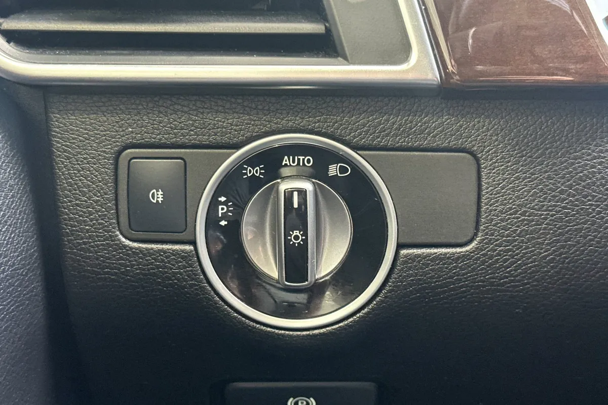 2015 Mercedes-Benz M-Class ML 350 thumbnail 33