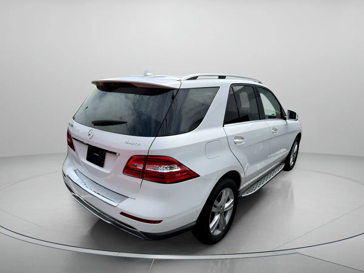 2015 Mercedes-Benz M-Class ML 350 thumbnail 4