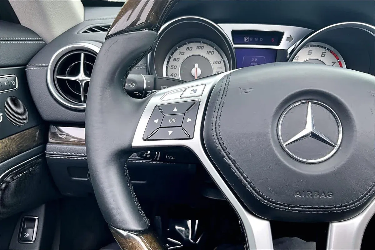 2015 Mercedes-Benz SL 550 SL 550 thumbnail 21