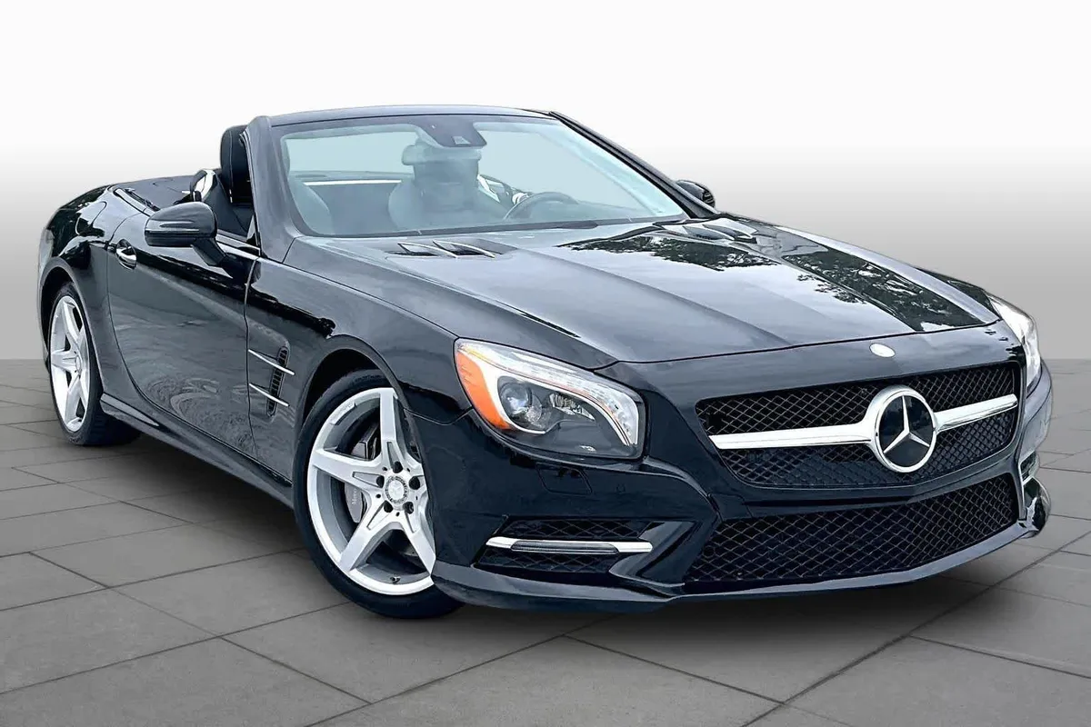 2015 Mercedes-Benz SL 550 SL 550 thumbnail 3