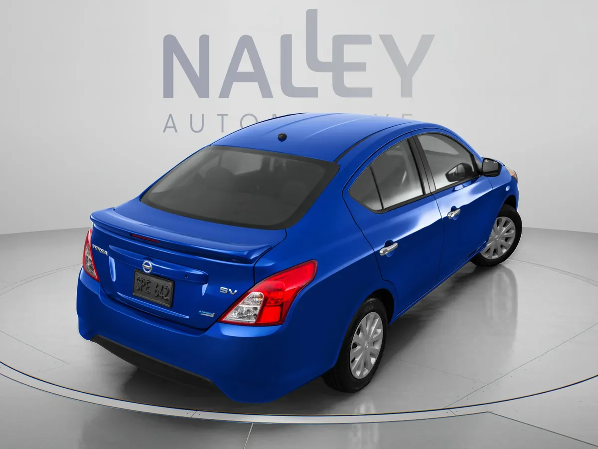 2015 Nissan Versa S Plus thumbnail 11