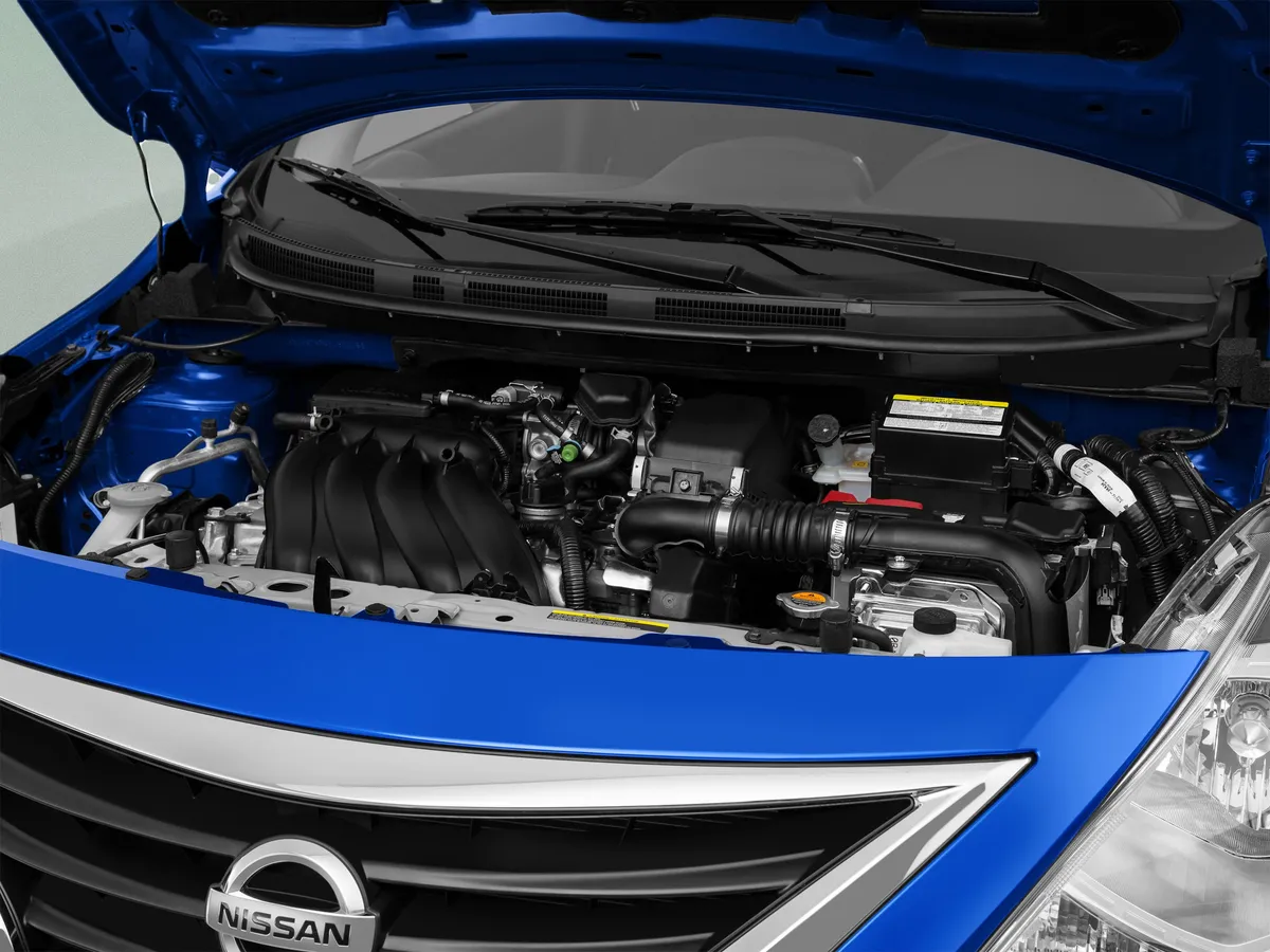 2015 Nissan Versa S Plus thumbnail 15