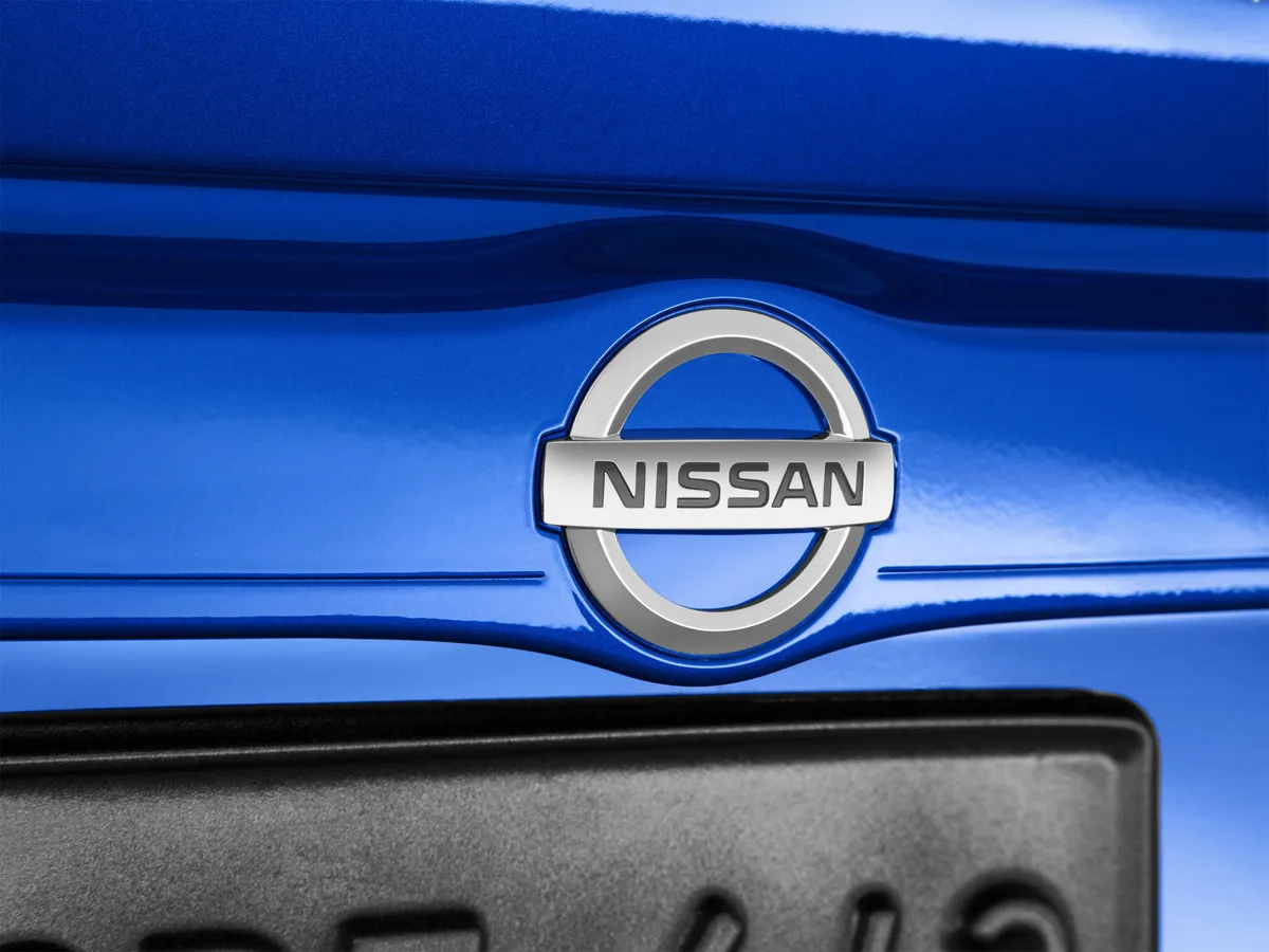 2015 Nissan Versa S Plus thumbnail 51