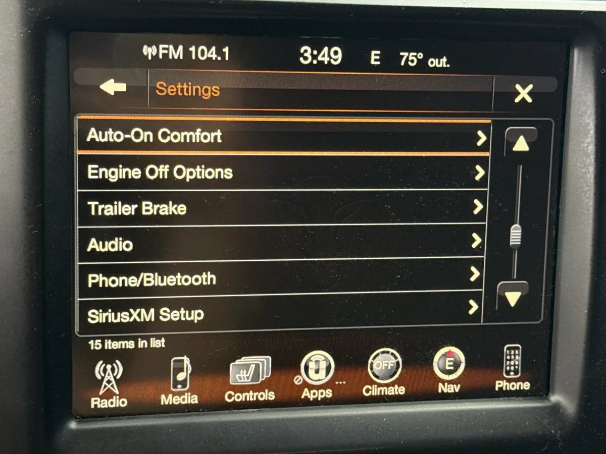 2015 Ram 1500 Laramie Longhorn thumbnail 33