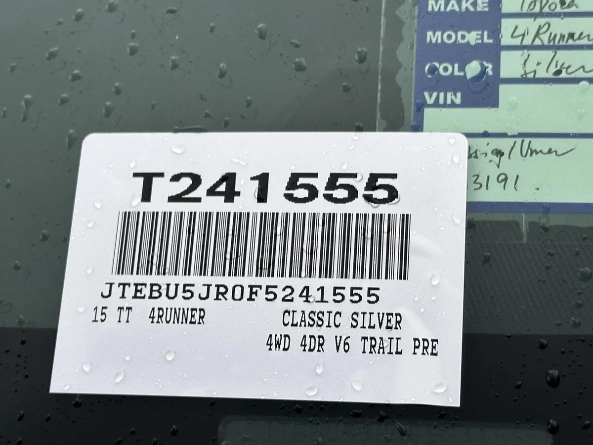 2015 Toyota 4Runner SR5 thumbnail 14