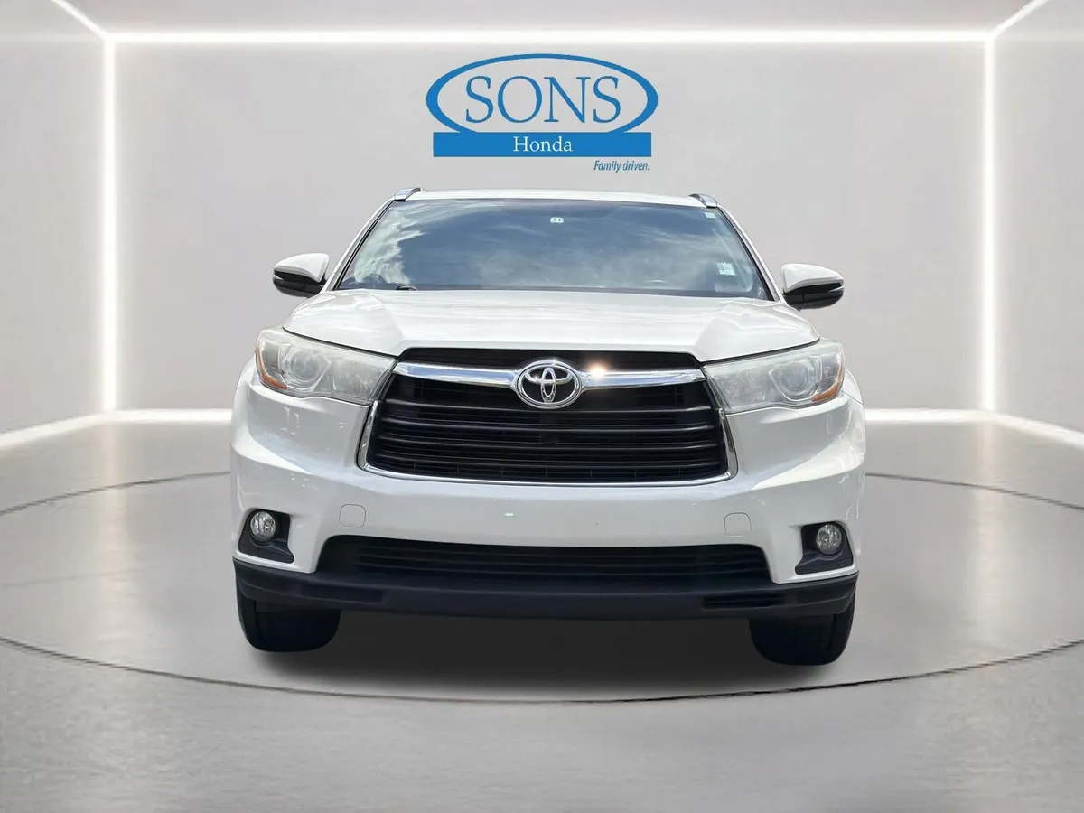 2015 Toyota Highlander XLE thumbnail 31
