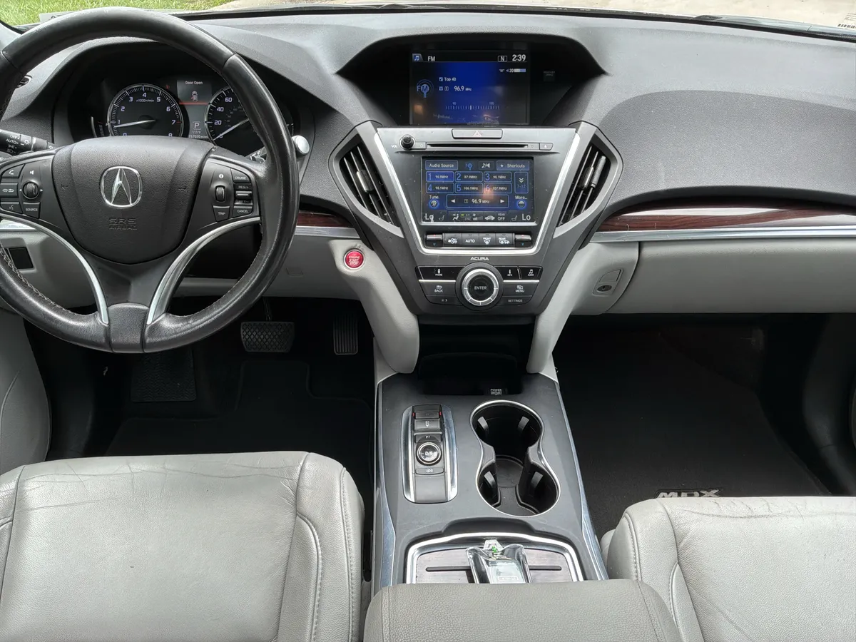 2016 Acura MDX thumbnail 29