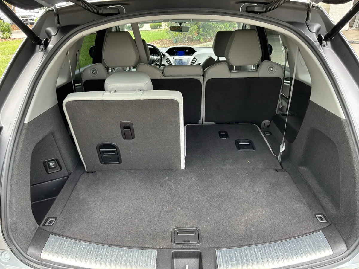 2016 Acura MDX thumbnail 33