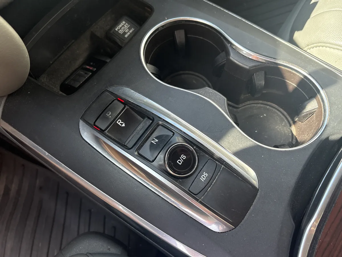 2016 Acura MDX w/Tech thumbnail 25