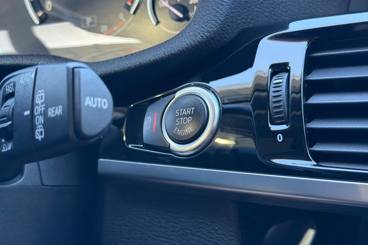 2016 BMW X3 xDrive35i thumbnail 26