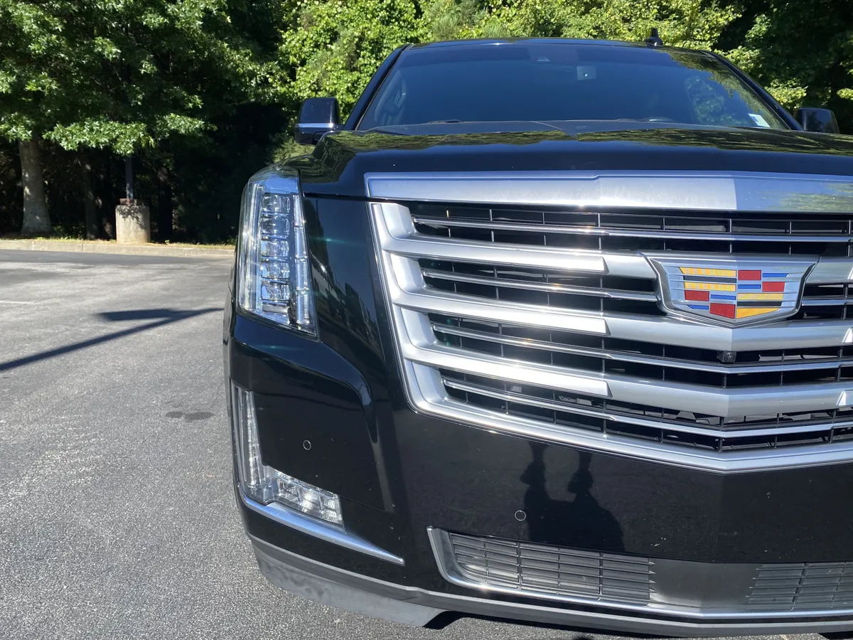 2016 CADILLAC Escalade Platinum thumbnail 13