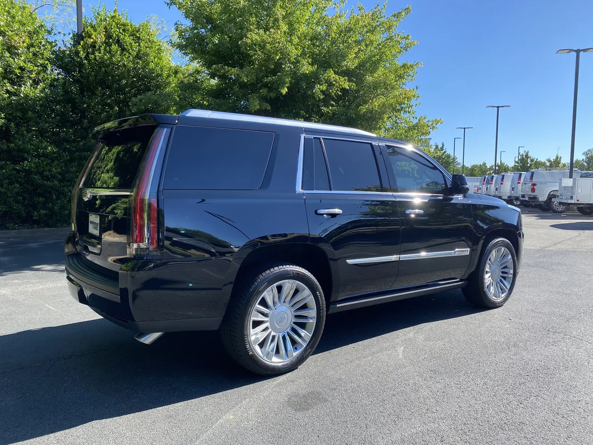 2016 CADILLAC Escalade Platinum thumbnail 8