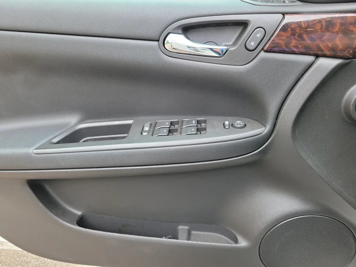 2016 Chevrolet Impala Limited LS thumbnail 20